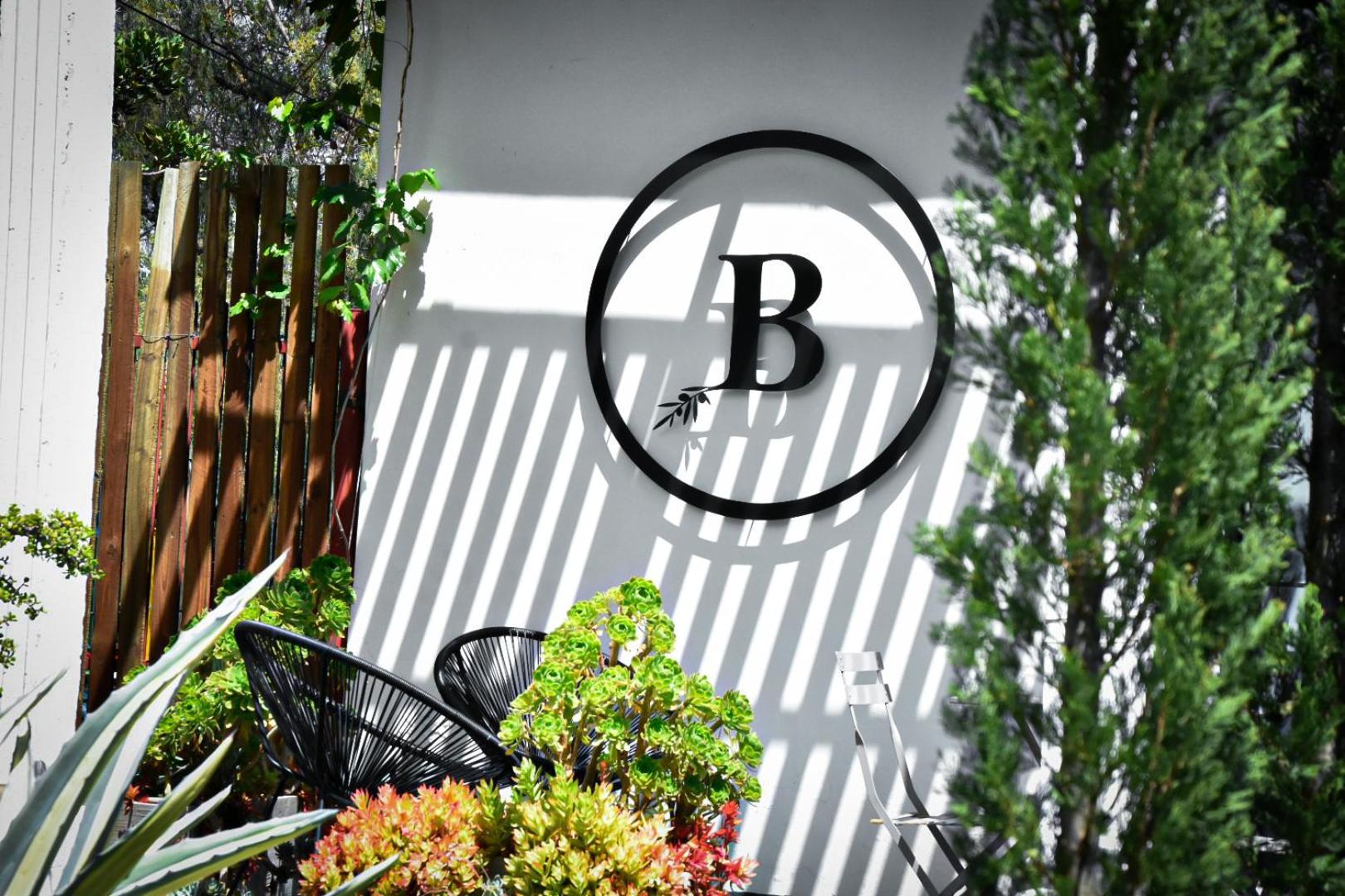 Beautiful Betty Guesthouse โบฟอร์ตเวสต์ ภายนอก รูปภาพ