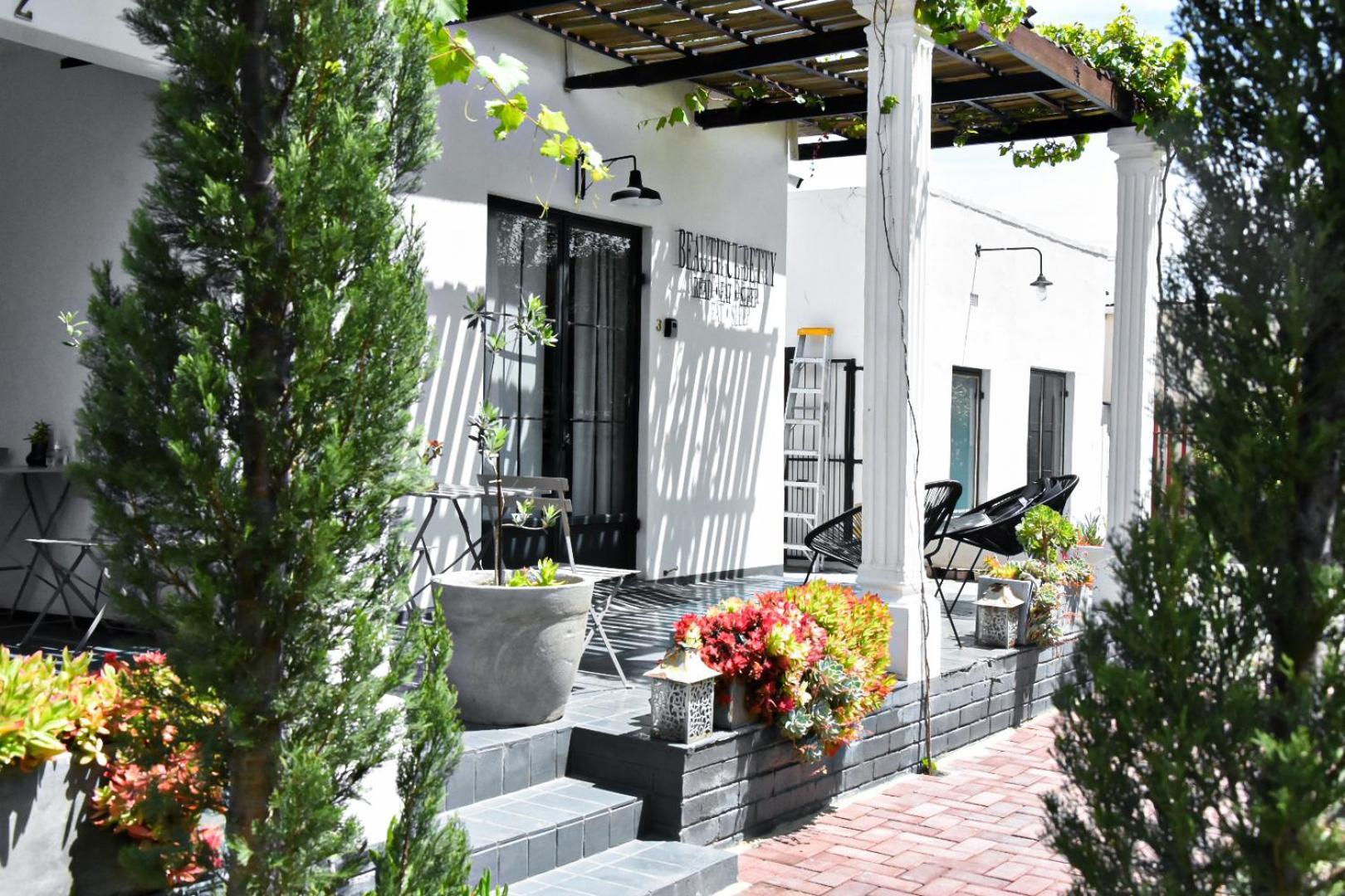 Beautiful Betty Guesthouse โบฟอร์ตเวสต์ ภายนอก รูปภาพ