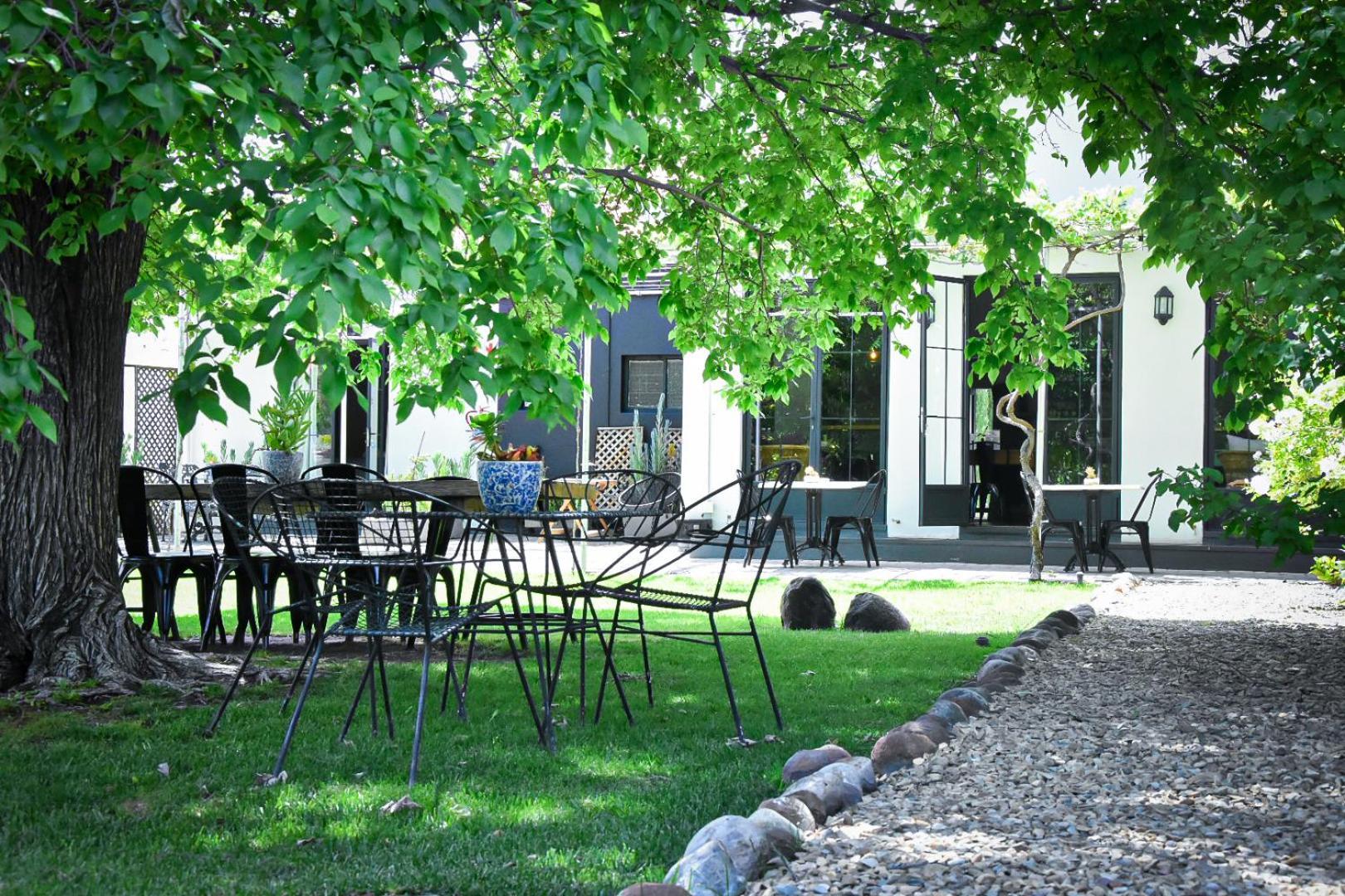 Beautiful Betty Guesthouse โบฟอร์ตเวสต์ ภายนอก รูปภาพ